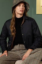 Cargar imagen en el visor de la galería, Sobrecamisa reversible omca negro
