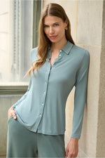 Cargar imagen en el visor de la galería, Camisa Lisi azul celeste
