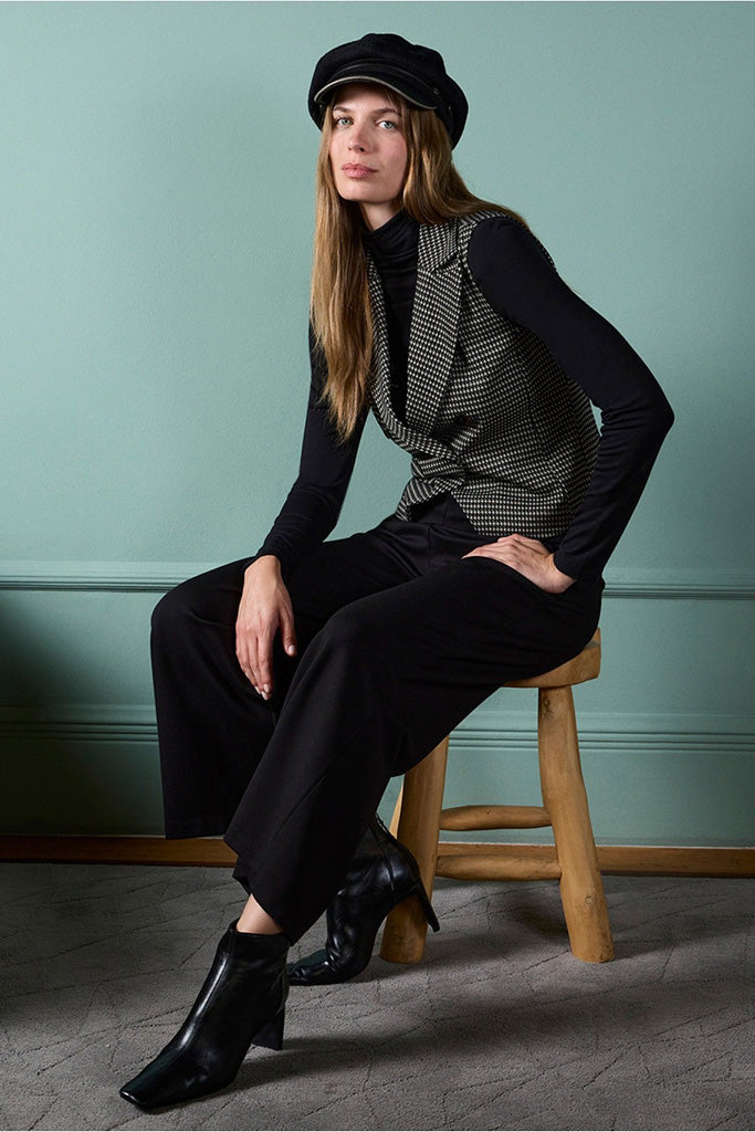 Pantalon flare lisa negro