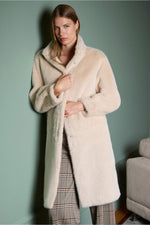 Cargar imagen en el visor de la galería, Abrigo nipe crudo
