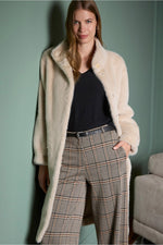 Cargar imagen en el visor de la galería, Abrigo nipe crudo
