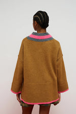 Cargar imagen en el visor de la galería, Jersey hug camel
