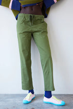 Cargar imagen en el visor de la galería, Pantalon jogger royce caqui
